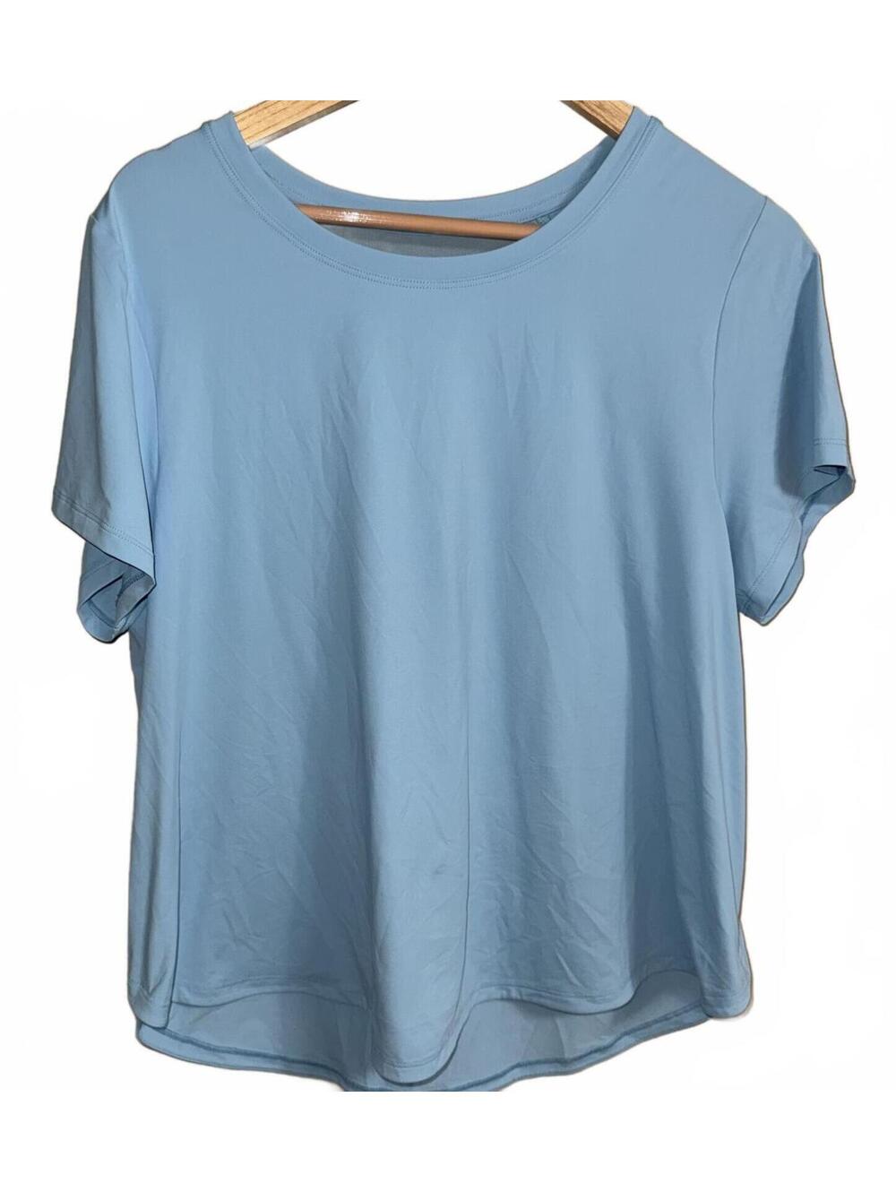 All in Motion light blue mesh back tee size XL